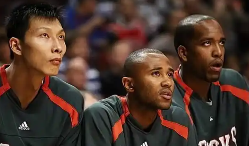 乐鱼体育登录入口-15岁成为父亲，为养家糊口勇闯NBA，二轮秀逆袭成为全明星